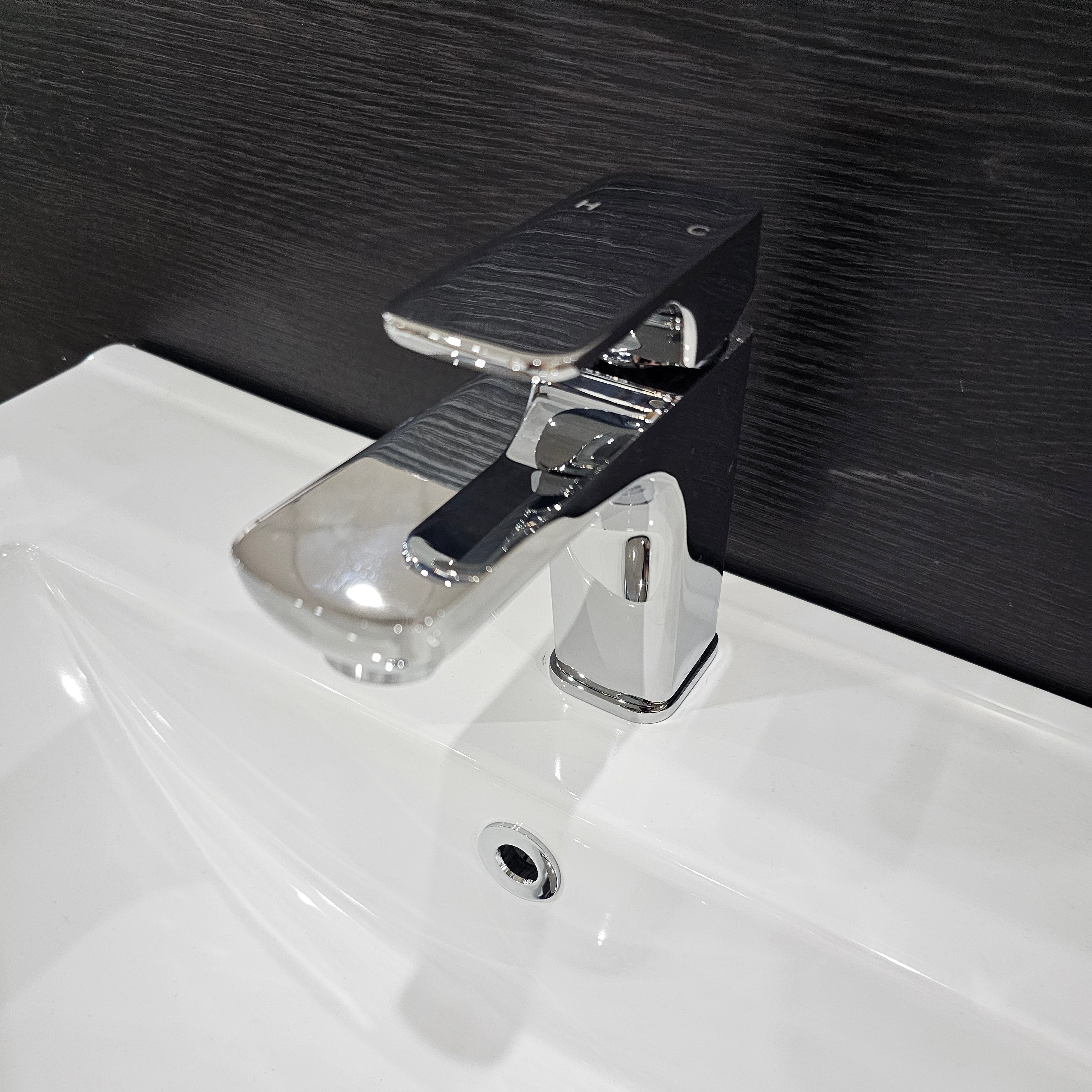 Vogue Stafford Chrome Basin Mixer