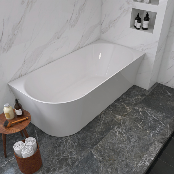 Versa 1500mm Corner Freestanding Bath - Right Hand